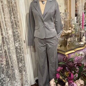 My Michelle Pantsuit Pants & Jacket SIZE 11 Gray